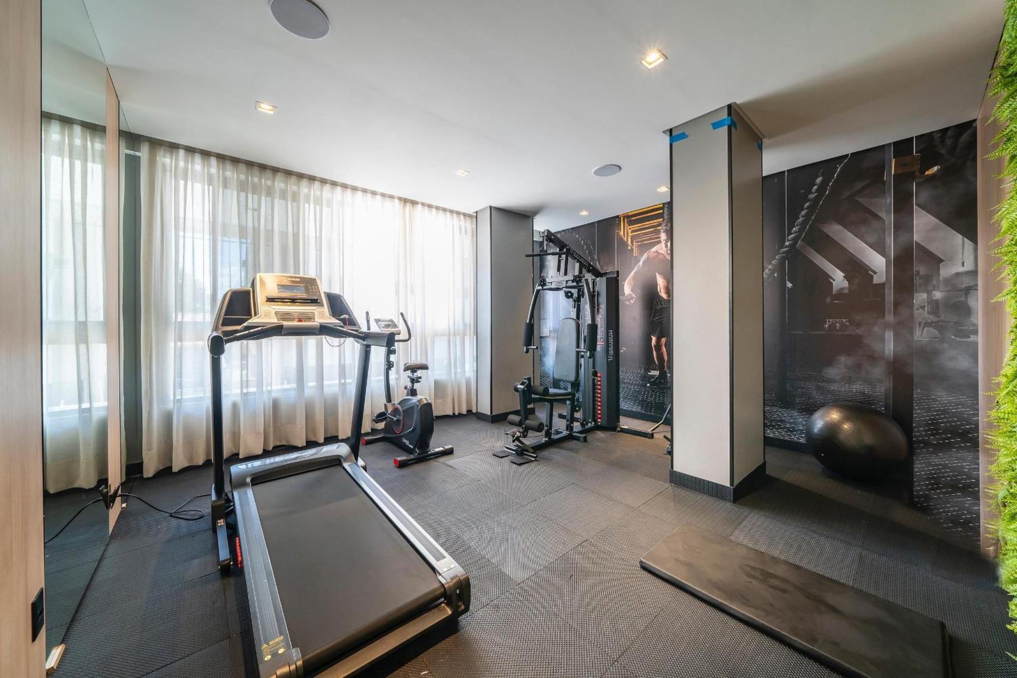 Elegance Apartamentos 1 Quarto Para 4 Pessoas Em Бомбиньяс Экстерьер фото